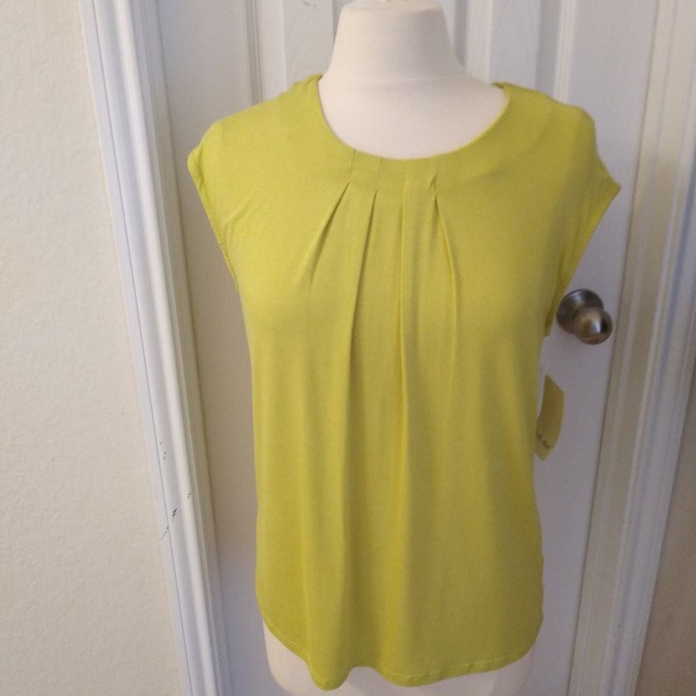 Petite Medium Tank relaxed new